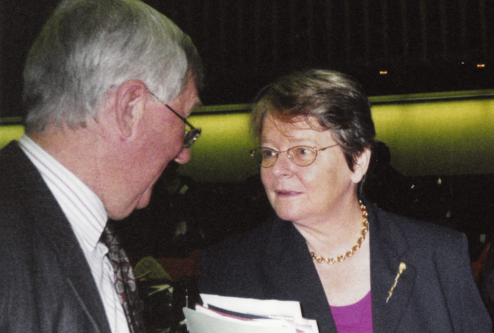 Image of EHR and WHO Director General Dr. Gro Harlem Brundtland, February 2001